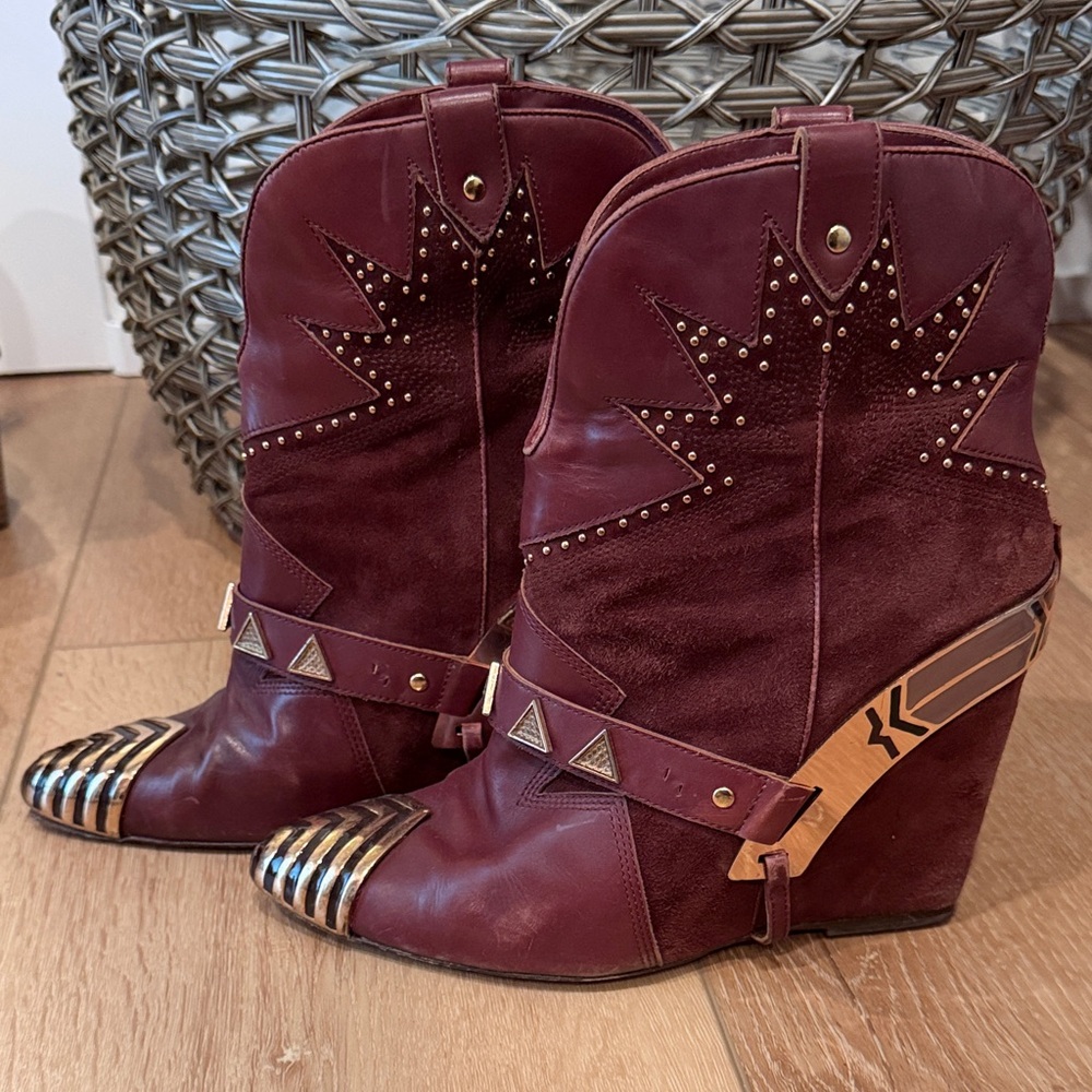 Ivy Kirzhner Burgundy and Gold Wedge Boots